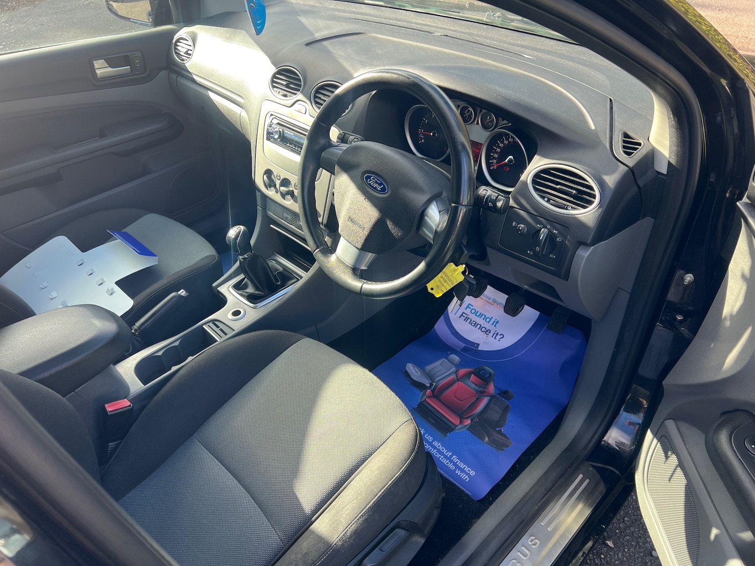 Used Ford Focus 2009 for sale - 76369001: Photo 3