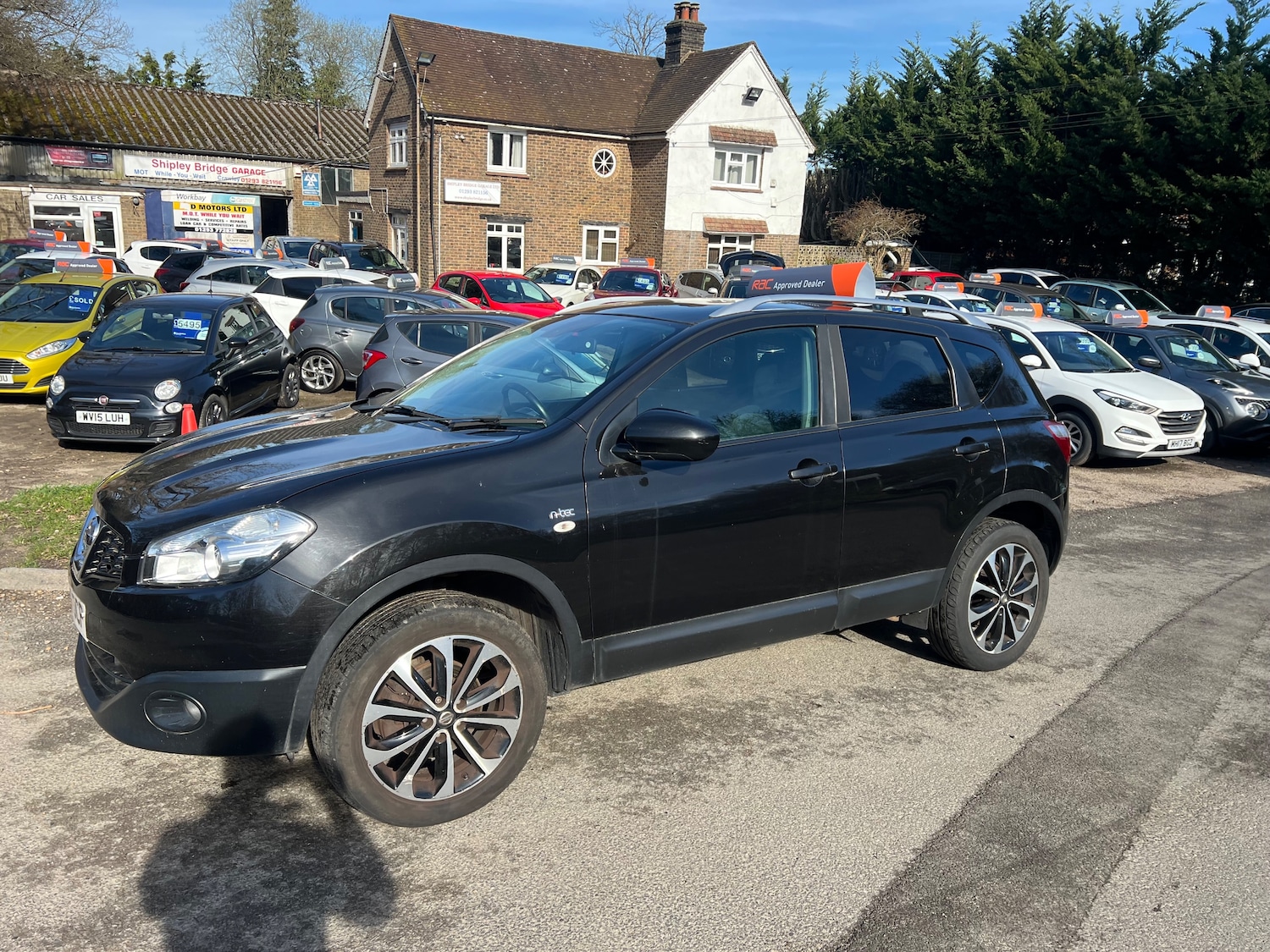 Used Nissan Qashqai 2011 for sale - 77483279: Photo 2