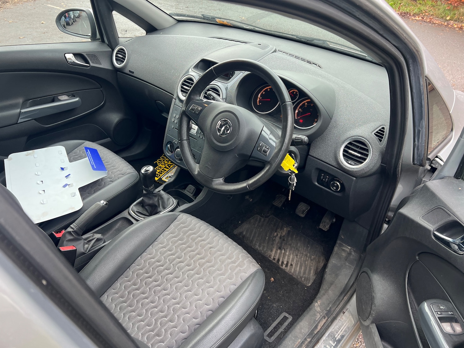 Used Vauxhall Corsa 2012 for sale - 76508851: Photo 4