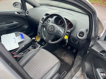 Used Vauxhall Corsa 2012 for sale - 76508851: Photo