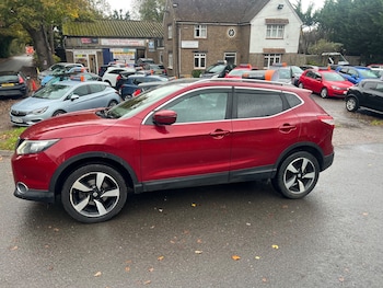Used Nissan Qashqai 2017 for sale - 76474871: Photo