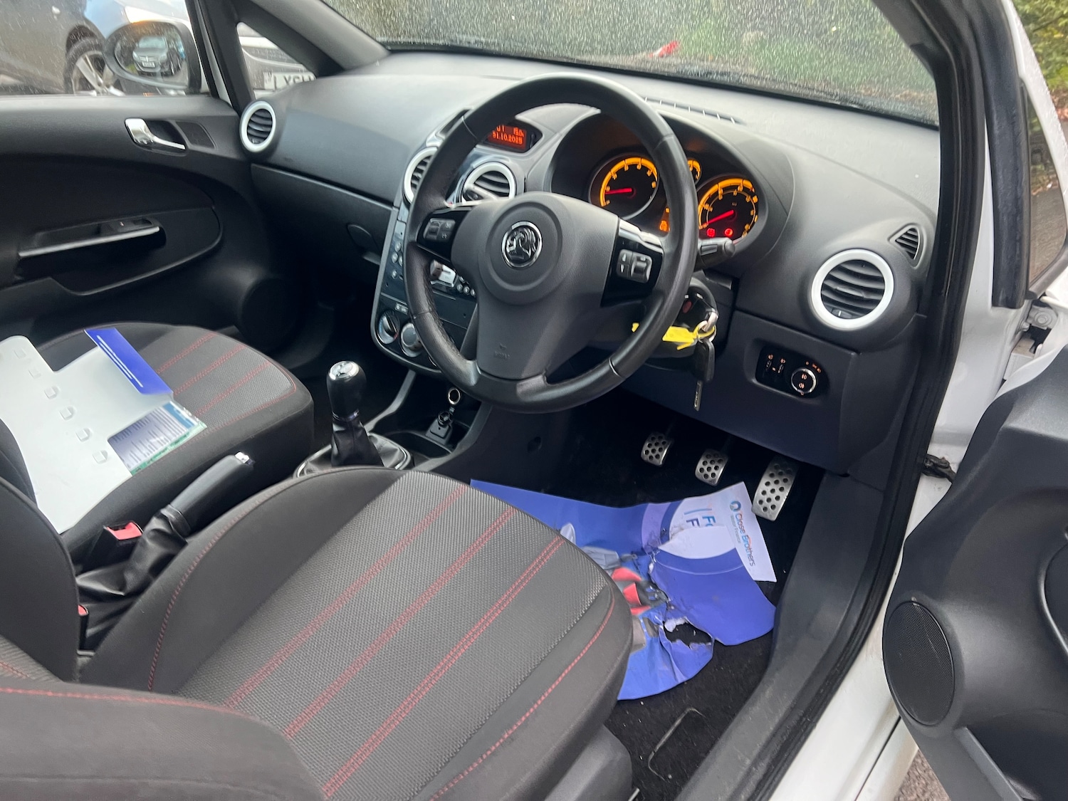 Used Vauxhall Corsa 2011 for sale - 75038917: Photo 6