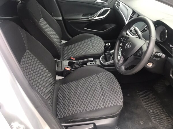 Used Vauxhall Astra 2017 for sale - 76087285: Photo 10