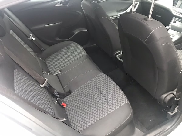 Used Vauxhall Astra 2017 for sale - 76087285: Photo 11