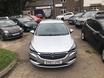 Used Vauxhall Astra 2017 for sale - 76087285: Photo 2