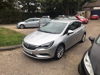 Used Vauxhall Astra 2017 for sale - 76087285: Photo 4