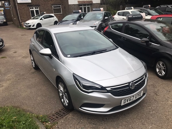 Used Vauxhall Astra 2017 for sale - 76087285: Photo 8