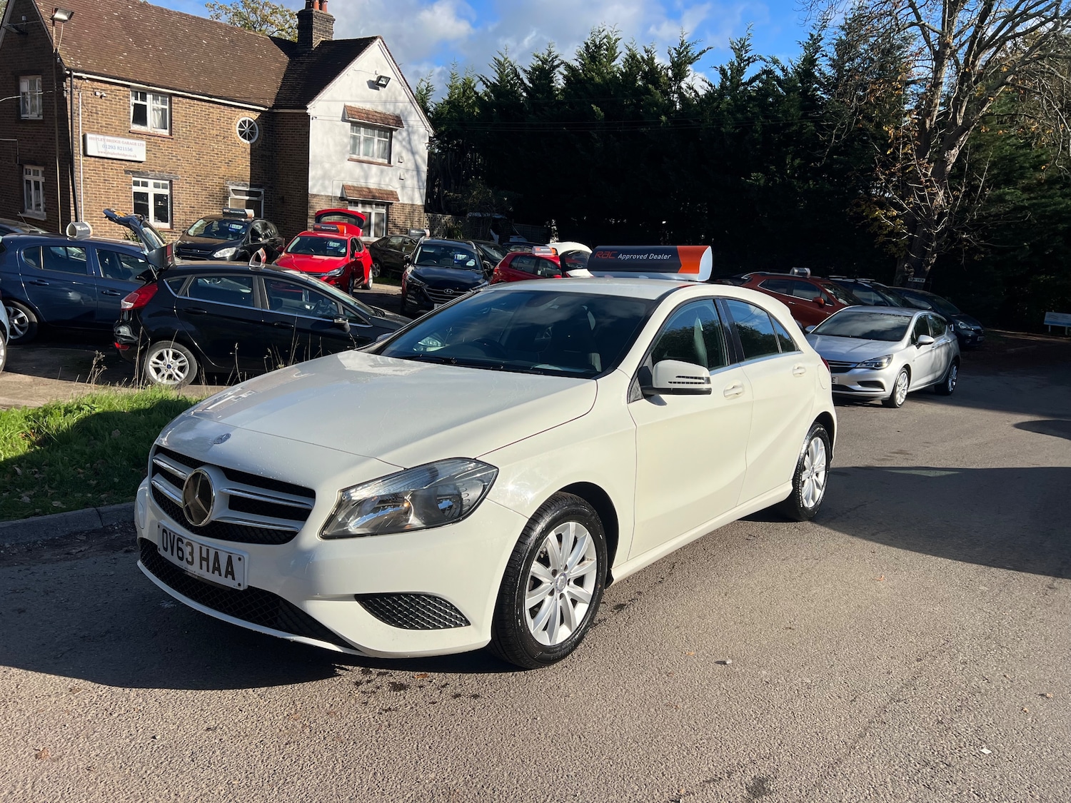 Used Mercedes-Benz A-Class 2013 for sale - 76165178: Photo 2