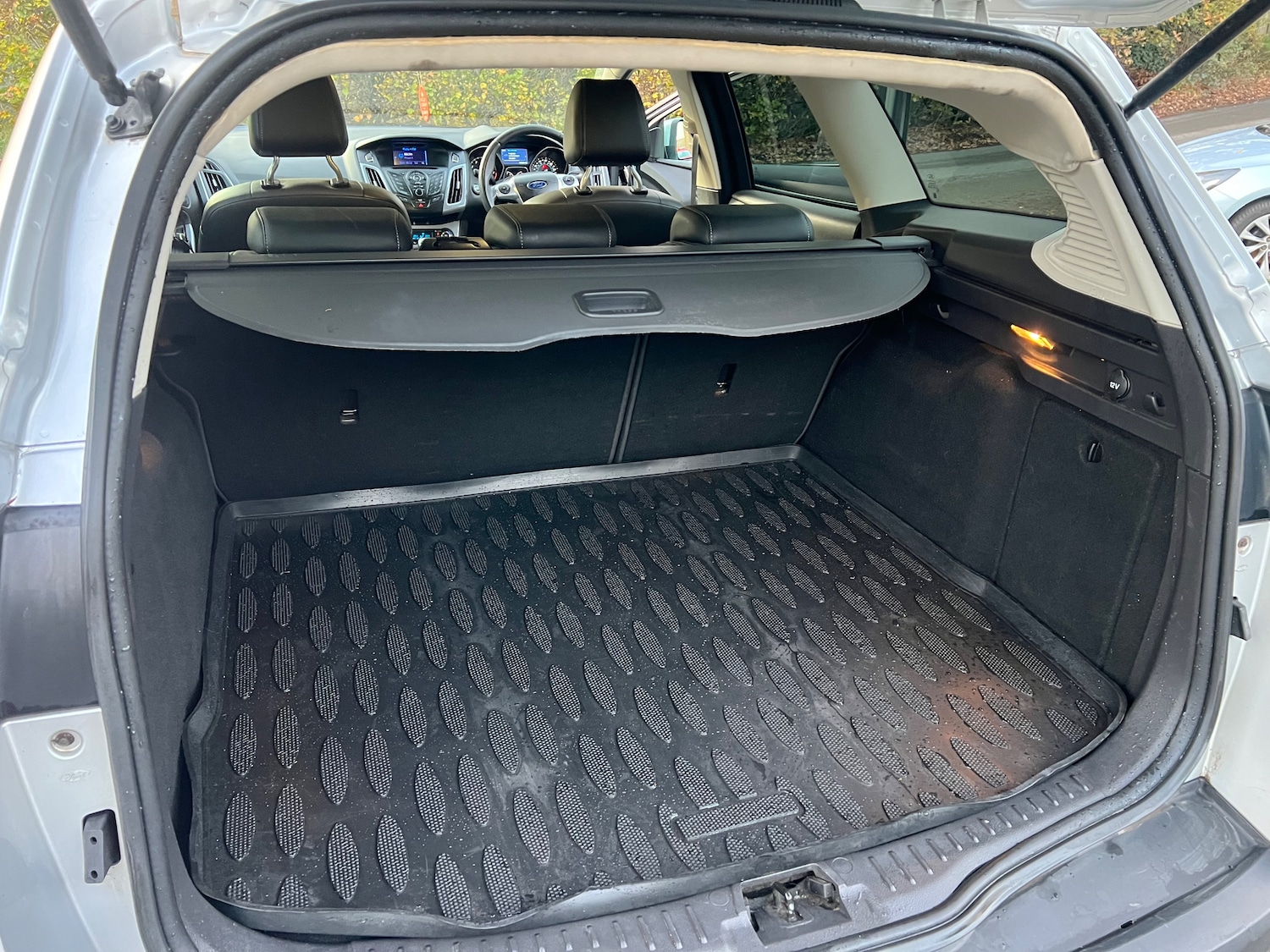 Used Ford Focus 2011 for sale - 76557809: Photo 10