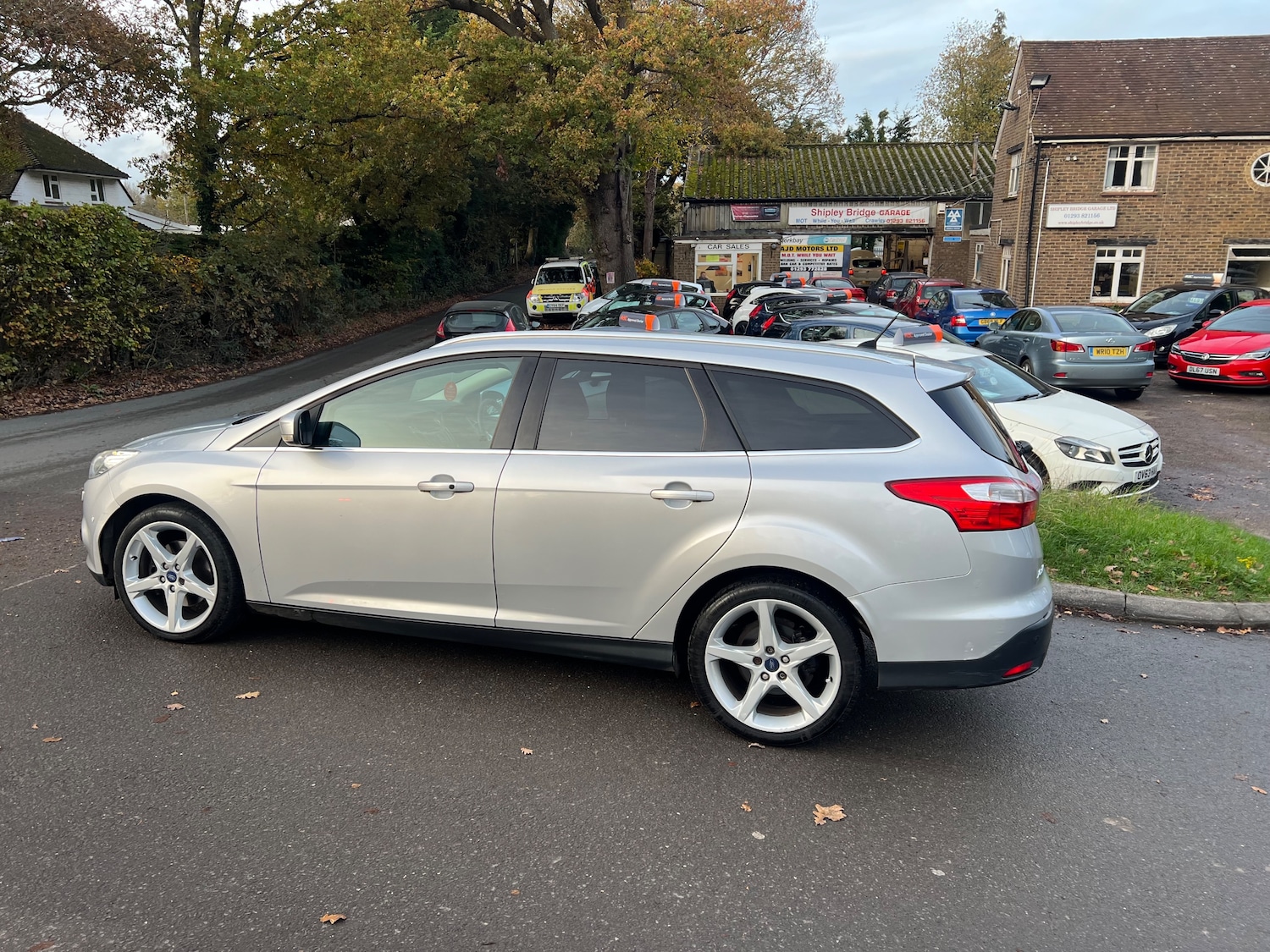 Used Ford Focus 2011 for sale - 76557809: Photo 3