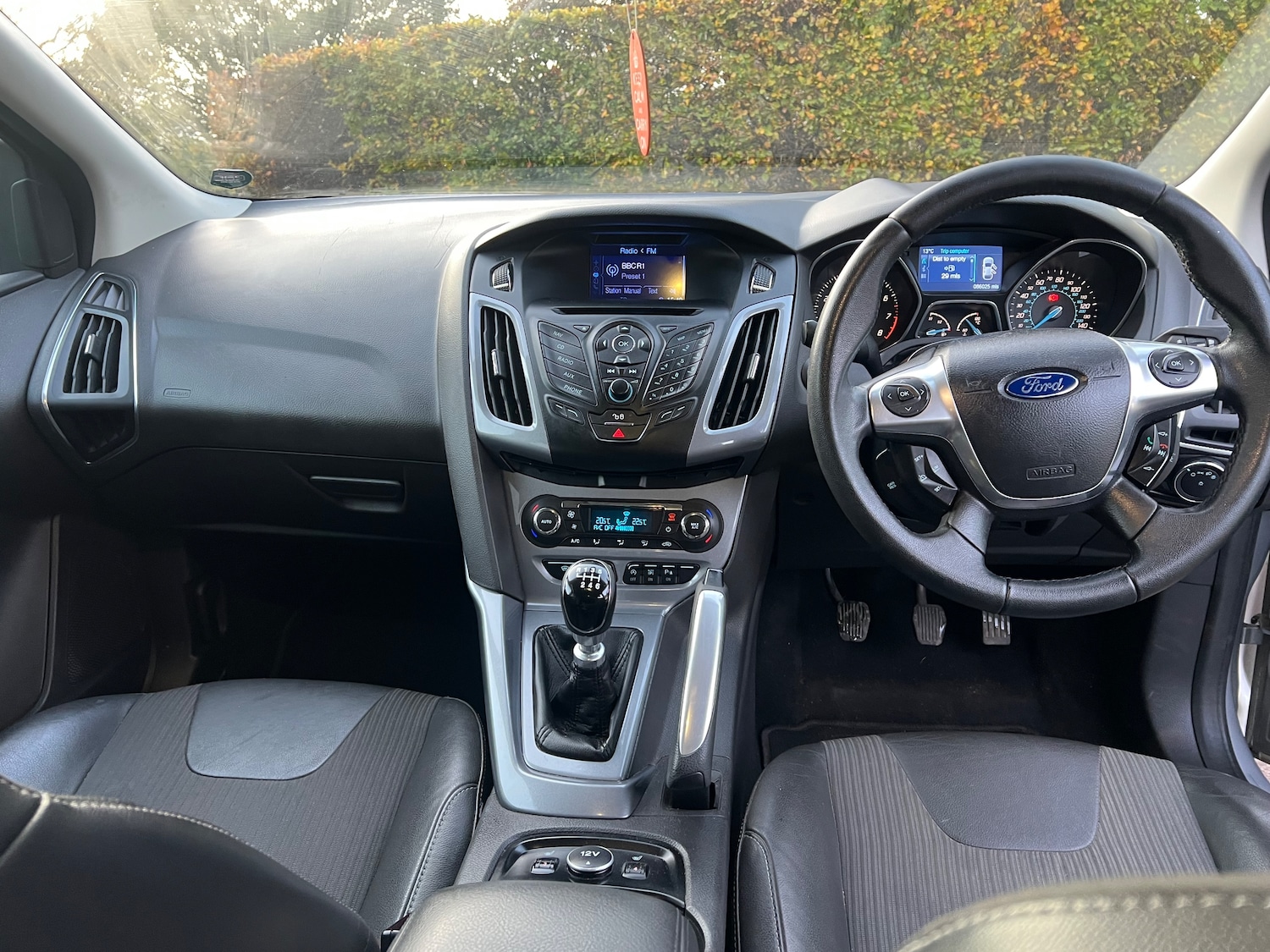 Used Ford Focus 2011 for sale - 76557809: Photo 9