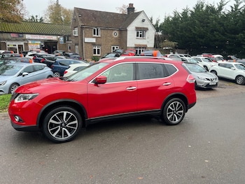 Used Nissan X-Trail 2016 for sale - 76586762: Photo