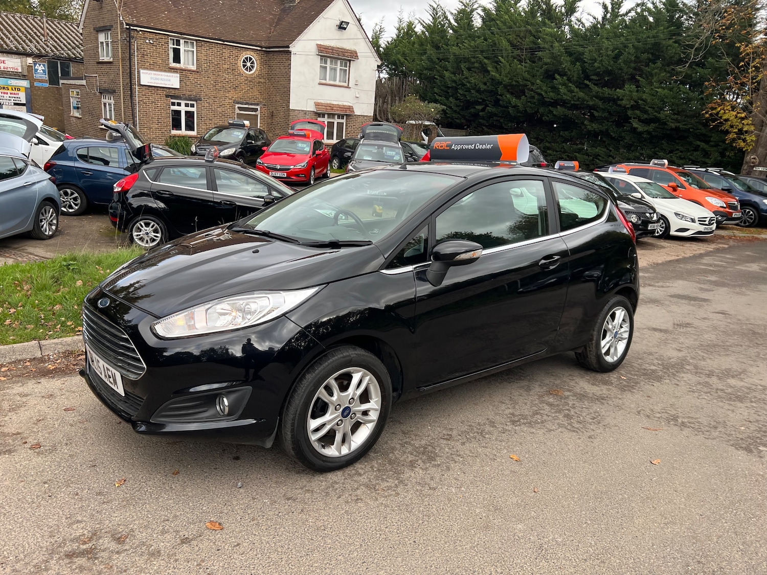 Used Ford Fiesta 2015 for sale - 76022141: Photo 2