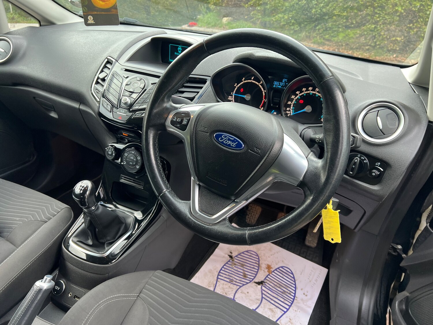 Used Ford Fiesta 2015 for sale - 76022141: Photo 8