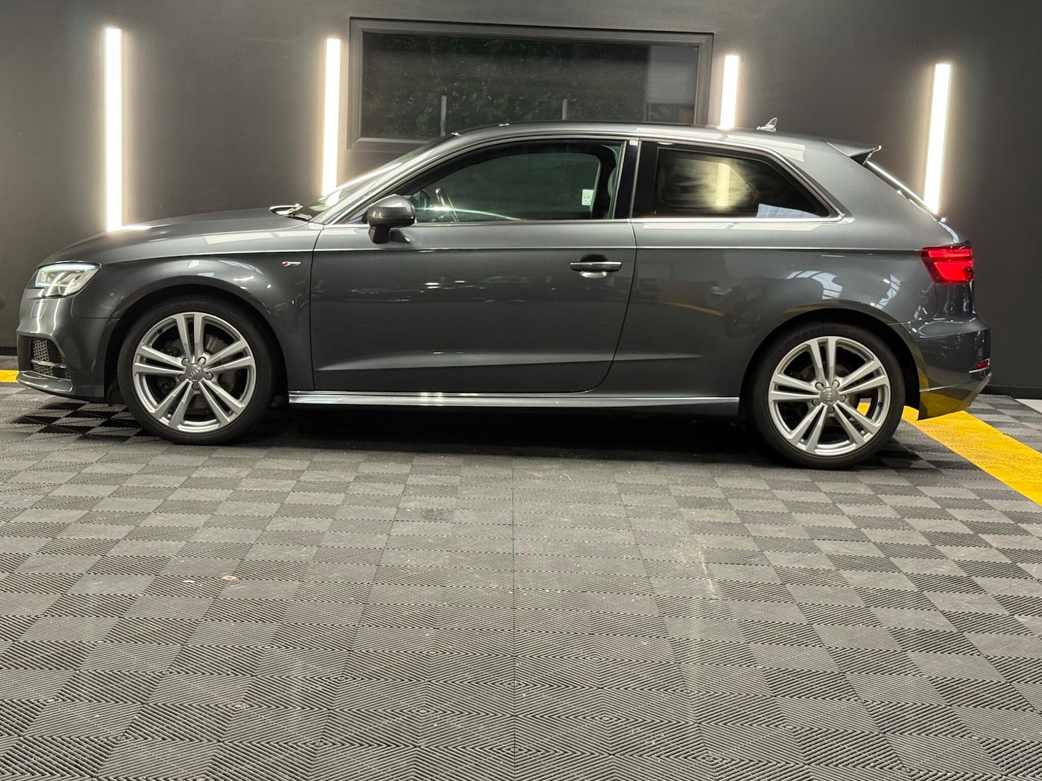 Used Audi A3 2016 for sale - 77484433: Photo 3