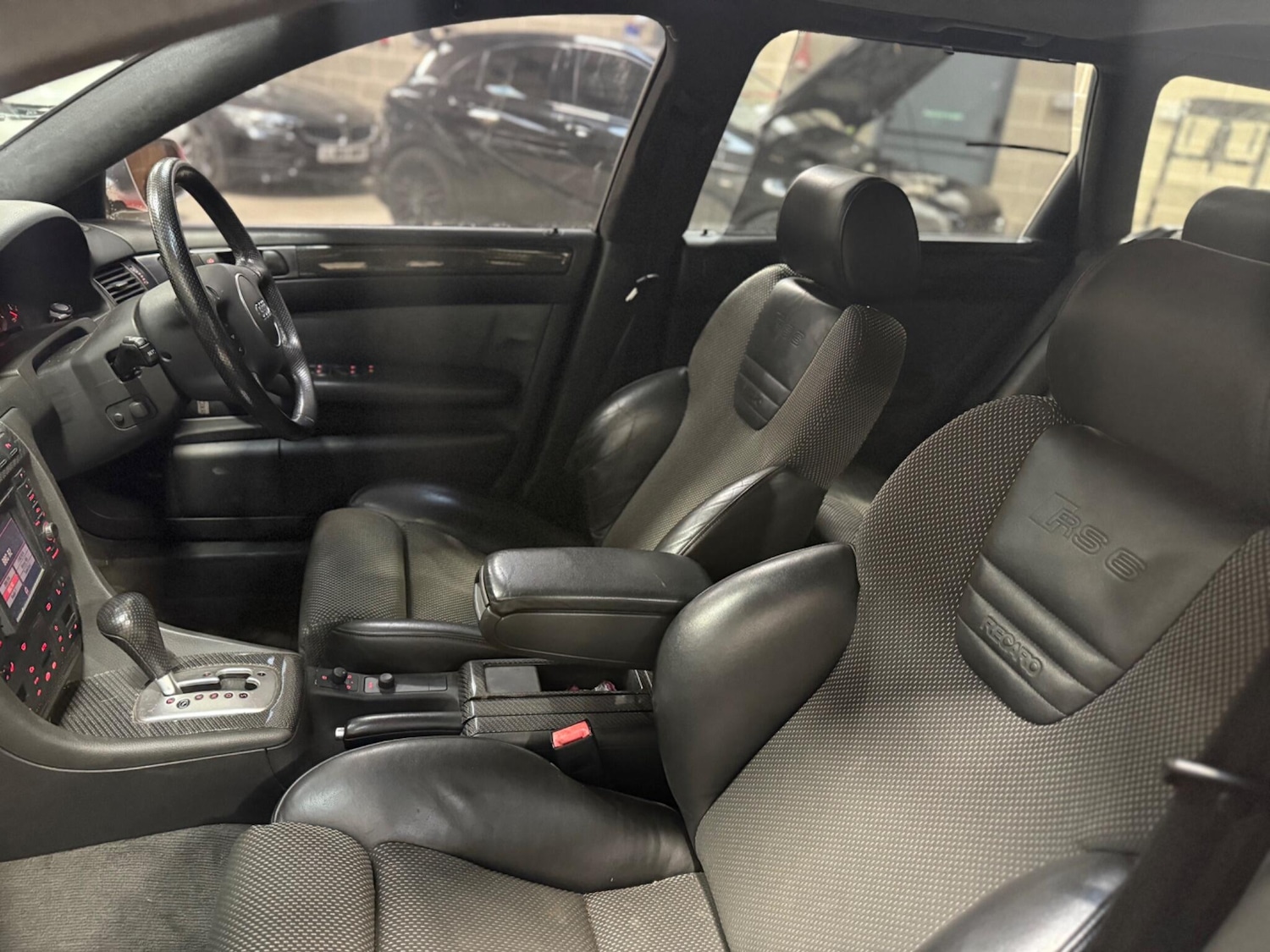 Used Audi RS6 2003 for sale - 76898446: Photo 13