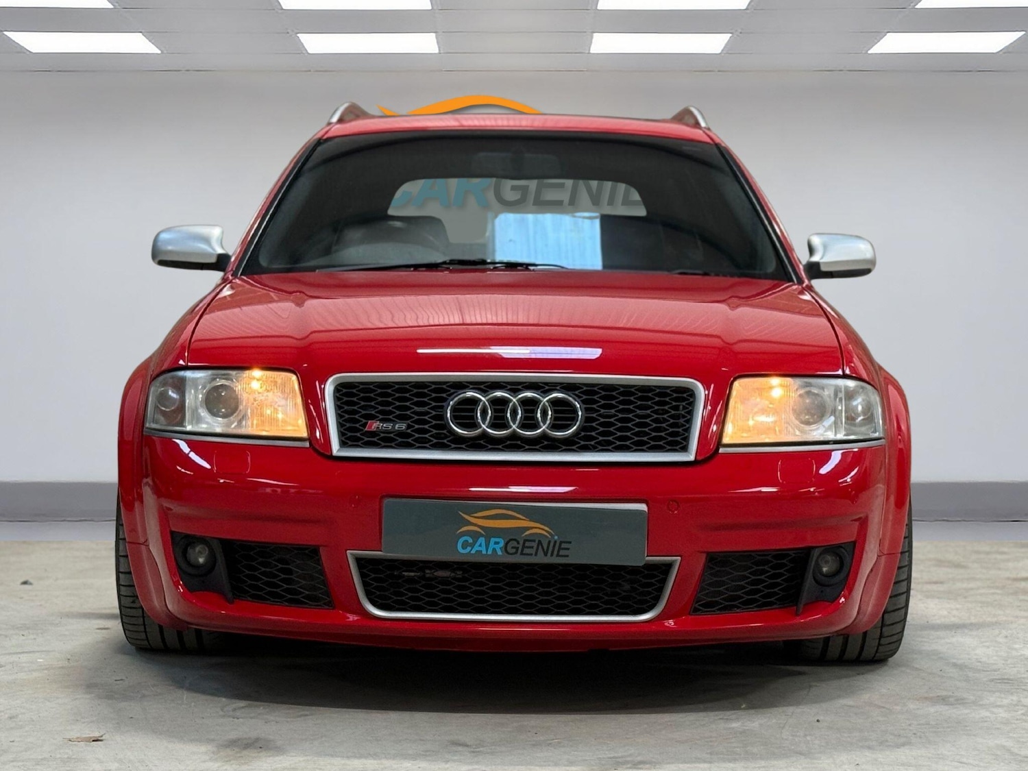 Used Audi RS6 2003 for sale - 76898446: Photo 2