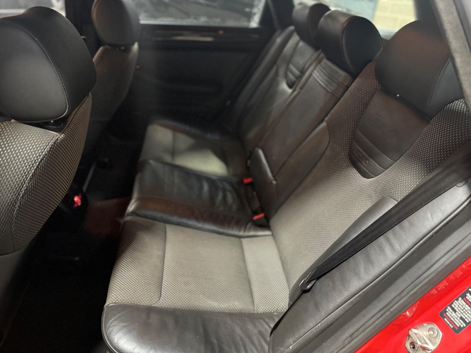 Used Audi RS6 2003 for sale - 76898446: Photo 9