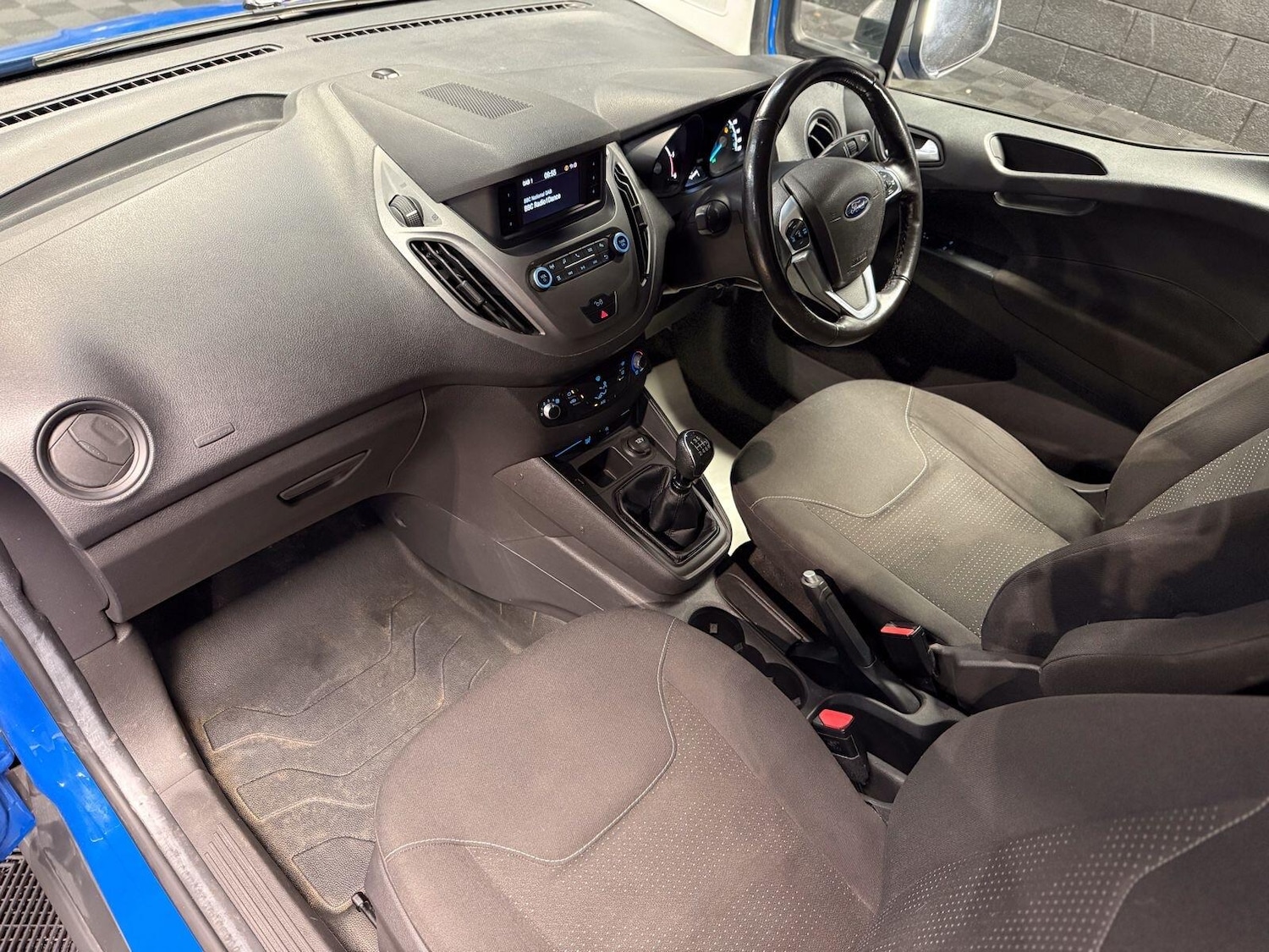 Used Ford Transit Courier for sale - 77267635: Photo 11