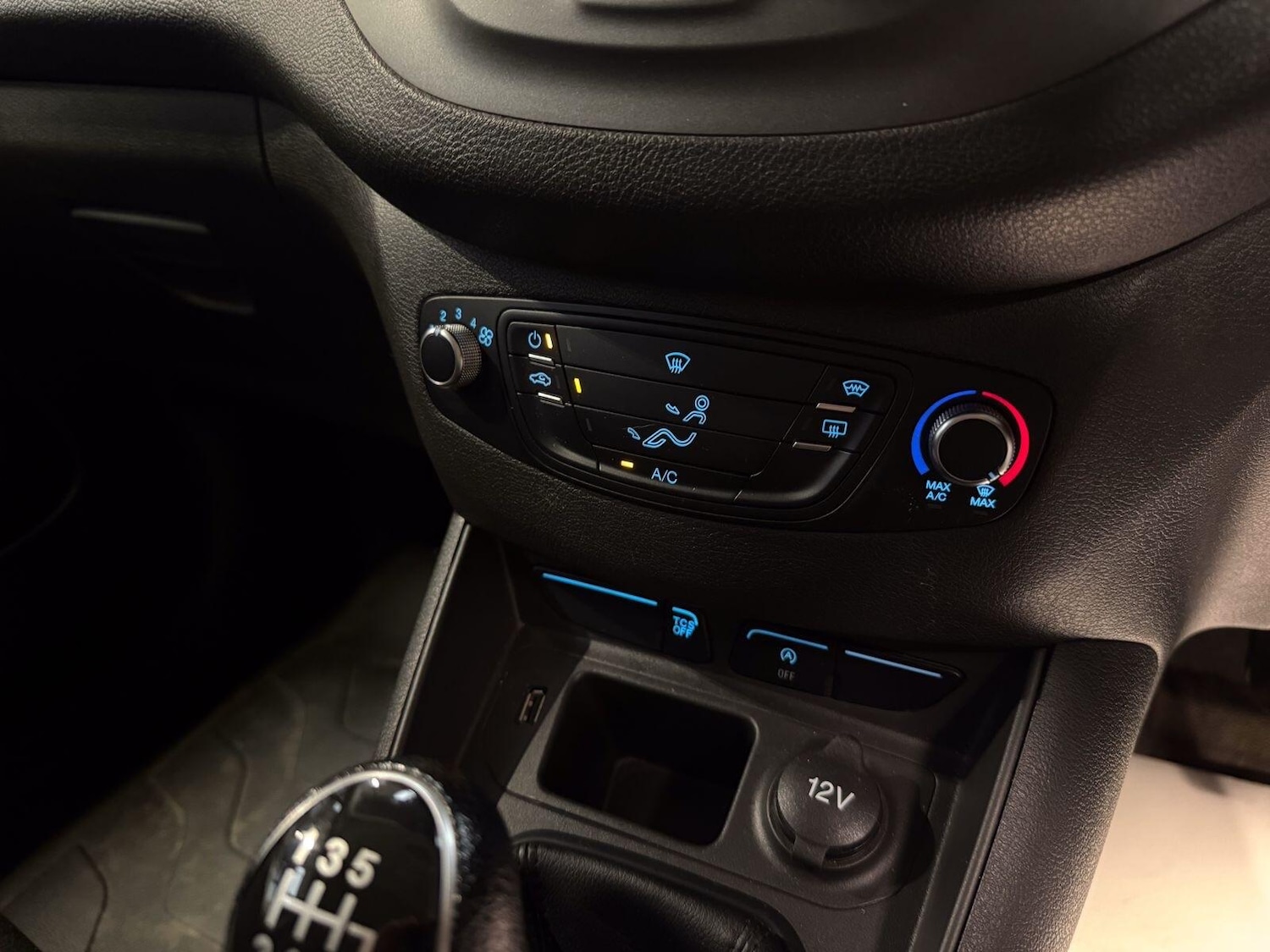 Used Ford Transit Courier for sale - 77267635: Photo 9