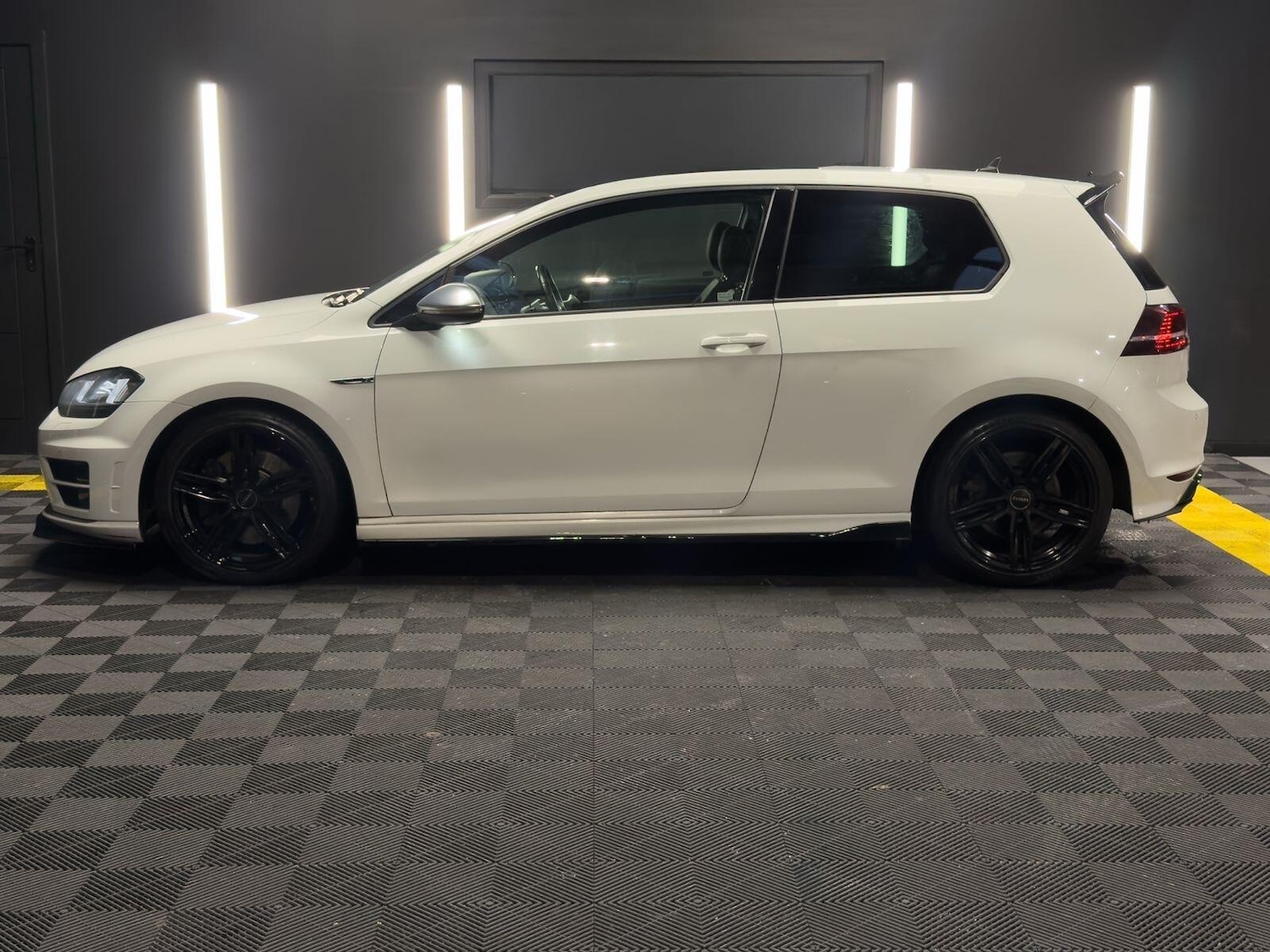 Used Volkswagen Golf 2016 for sale - 77359072: Photo 3