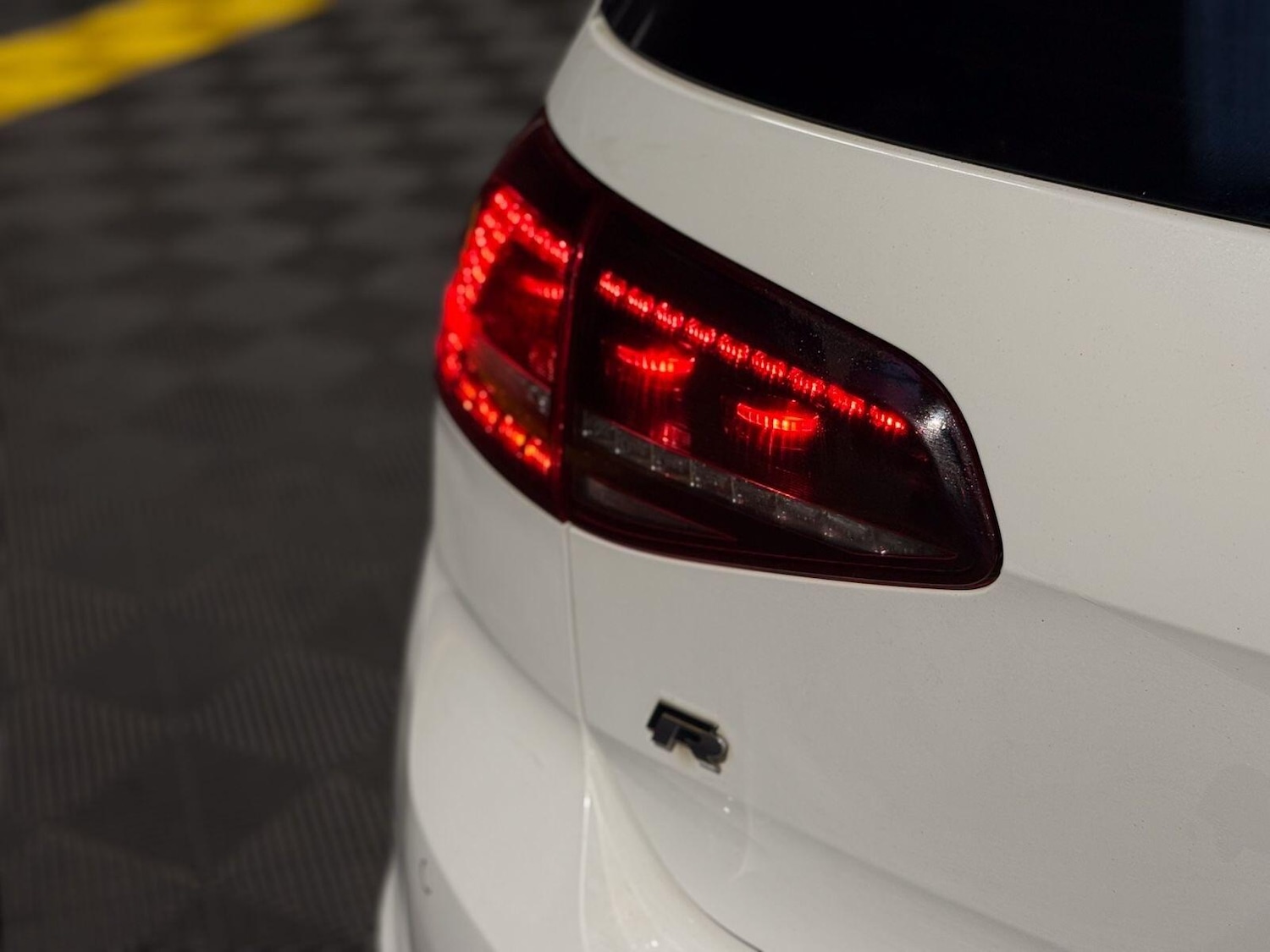 Used Volkswagen Golf 2016 for sale - 77359072: Photo 31