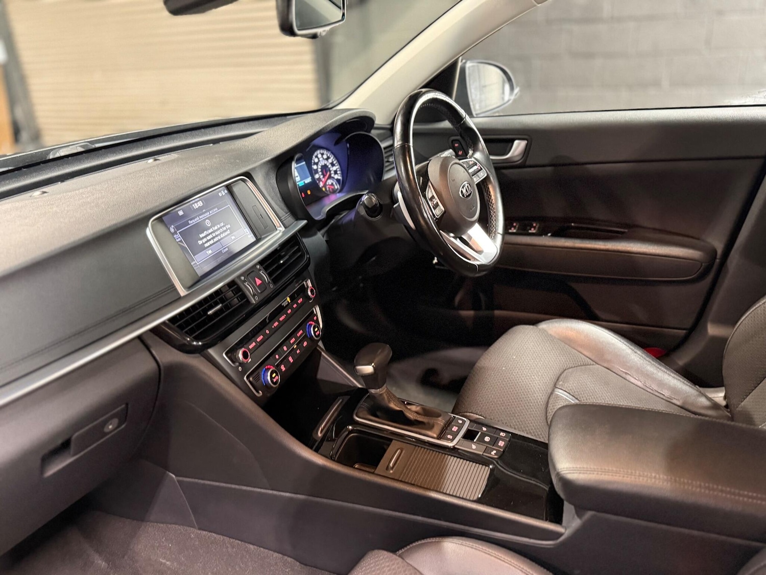 Used Kia Optima 2018 for sale - 77175461: Photo 18