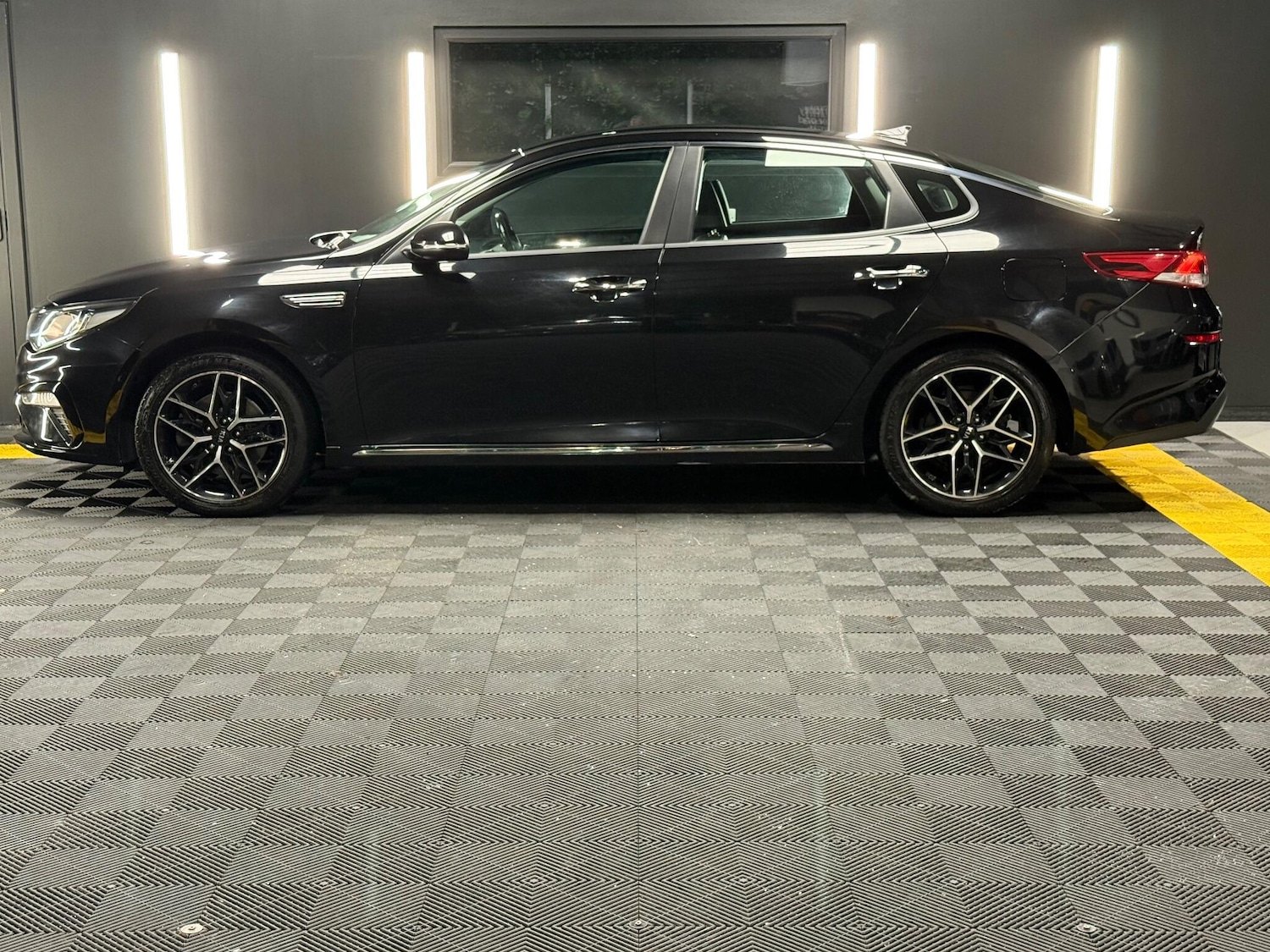 Used Kia Optima 2018 for sale - 77175461: Photo 4