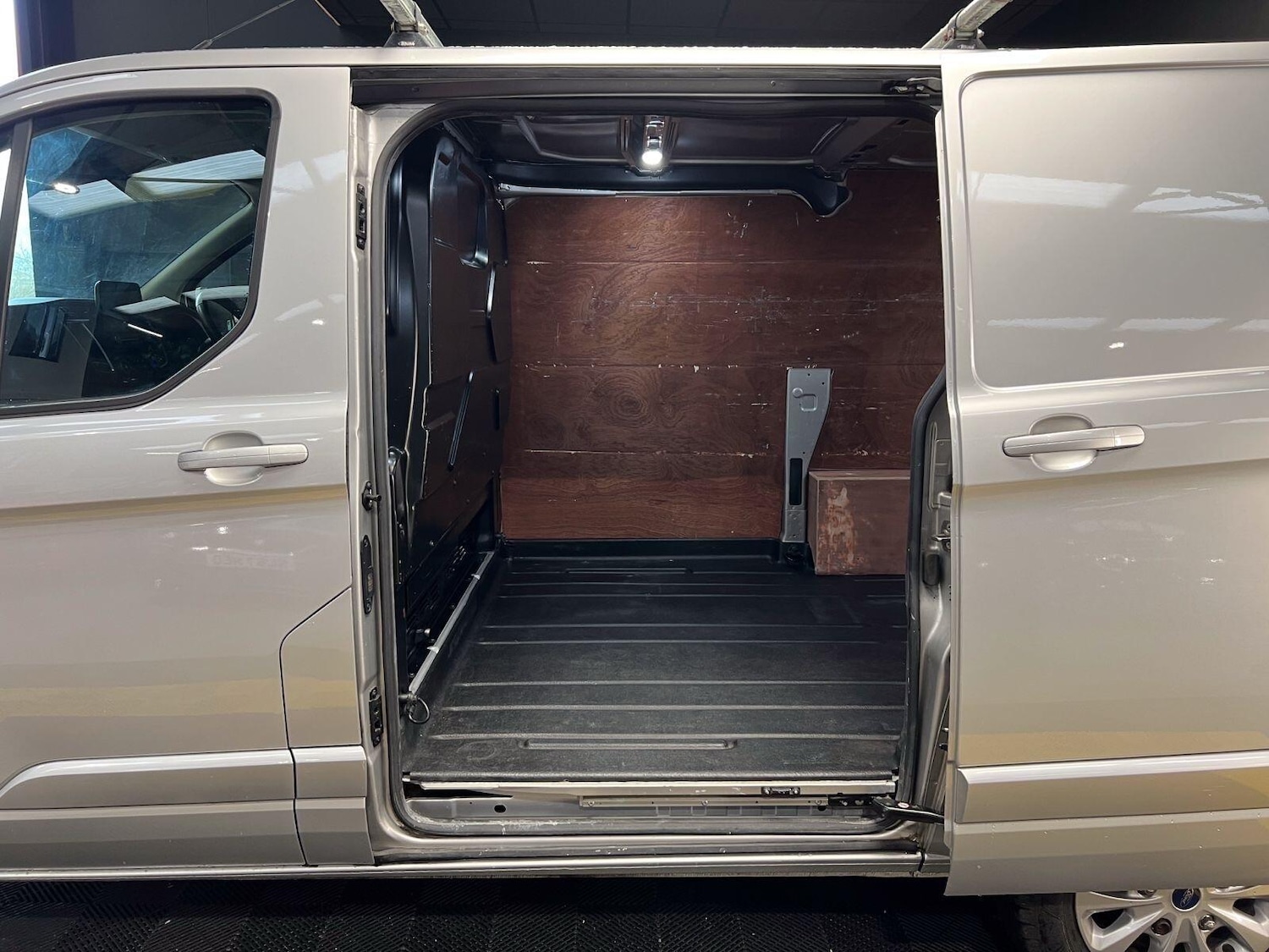 Used Ford Transit Custom 2021 for sale - 77331613: Photo 24