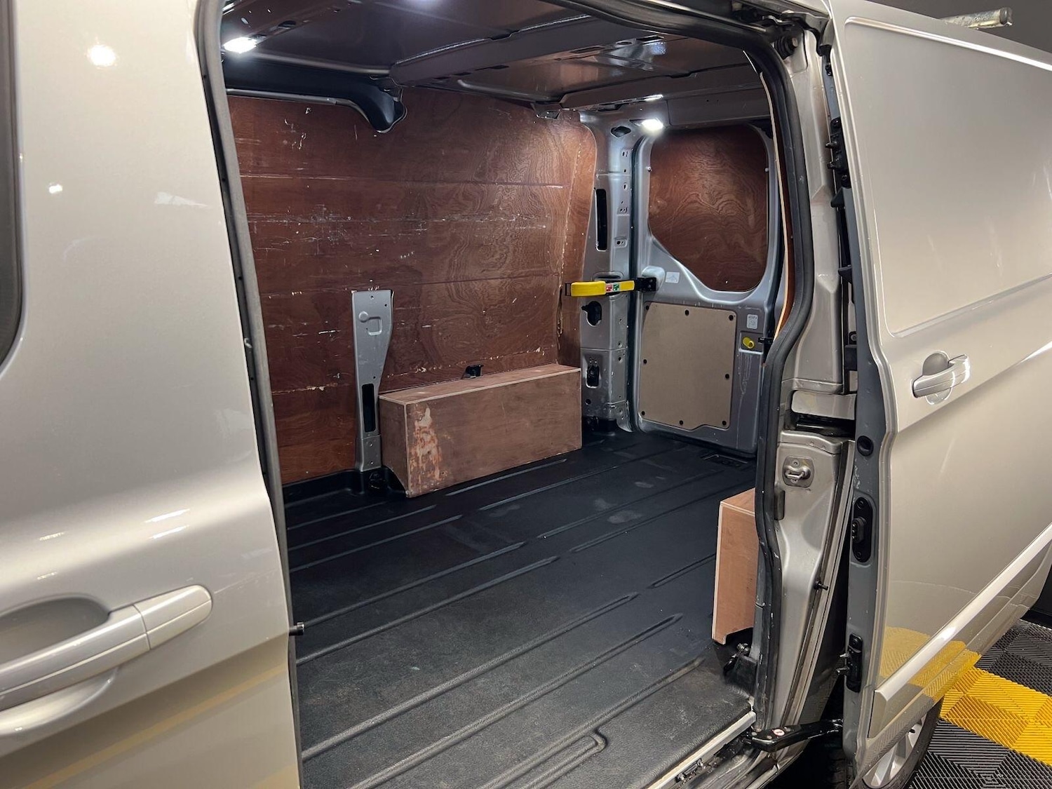 Used Ford Transit Custom 2021 for sale - 77331613: Photo 25