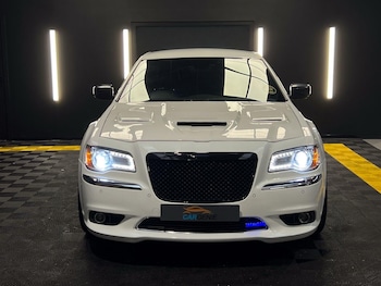 Used Chrysler 300C 2013 for sale - 77377554: Photo