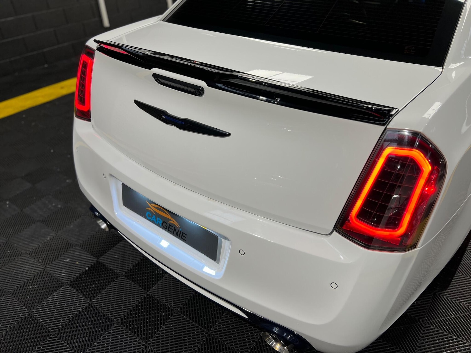 Used Chrysler 300C 2013 for sale - 77377554: Photo 31