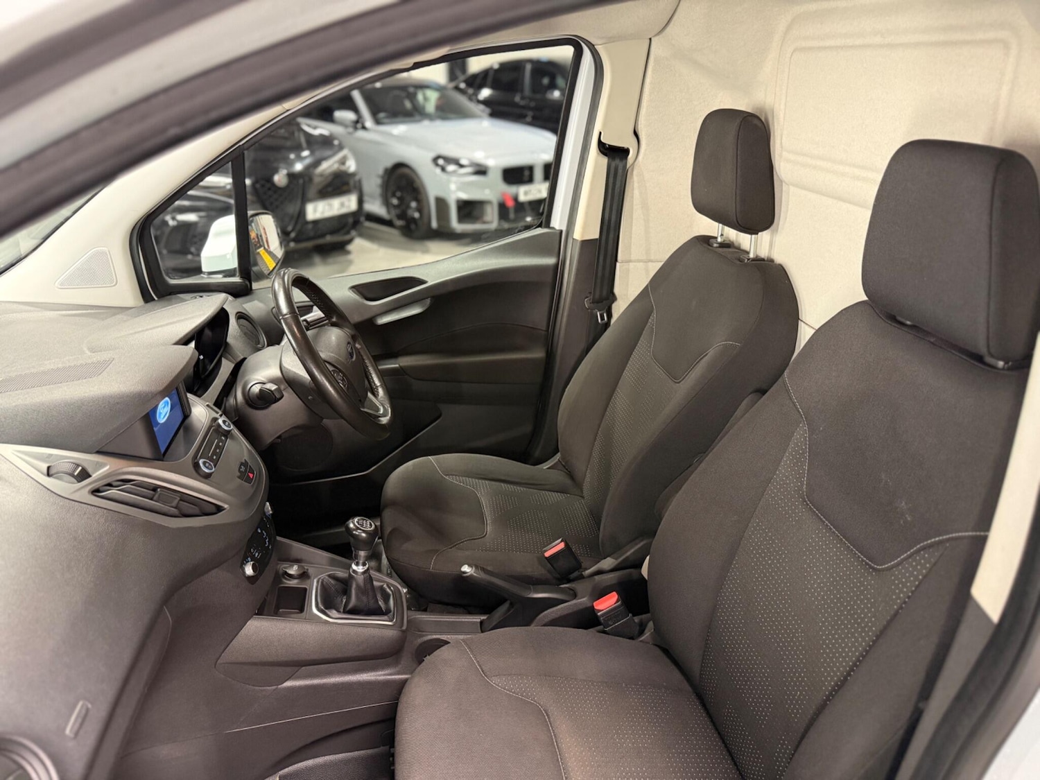 Used Ford Transit Courier for sale - 77267344: Photo 12