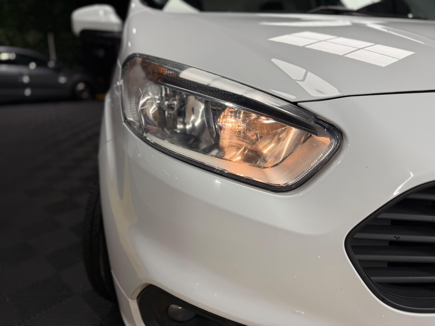 Used Ford Transit Courier for sale - 77267344: Photo 19