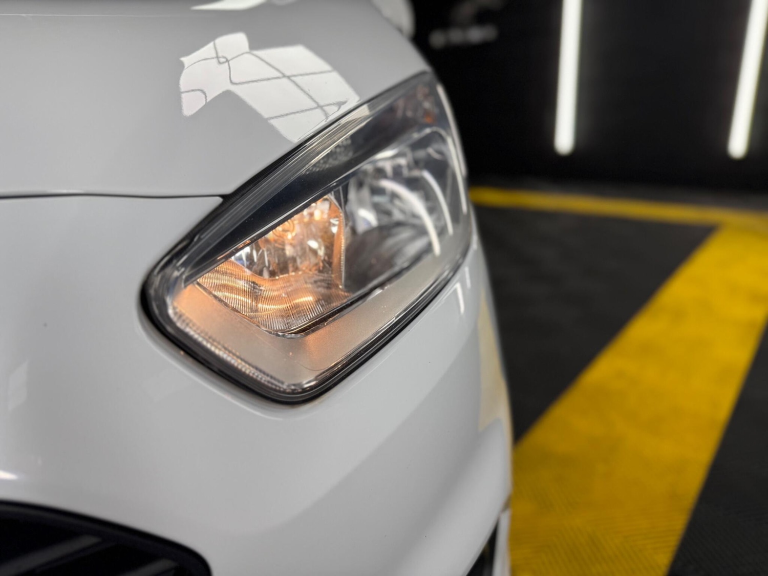 Used Ford Transit Courier for sale - 77267344: Photo 20