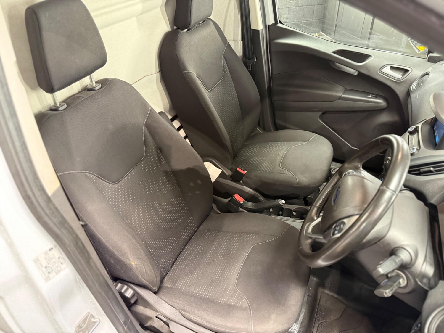 Used Ford Transit Courier for sale - 77267344: Photo 7