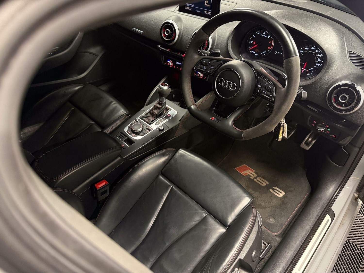Used Audi RS3 2016 for sale - 77883420: Photo 12