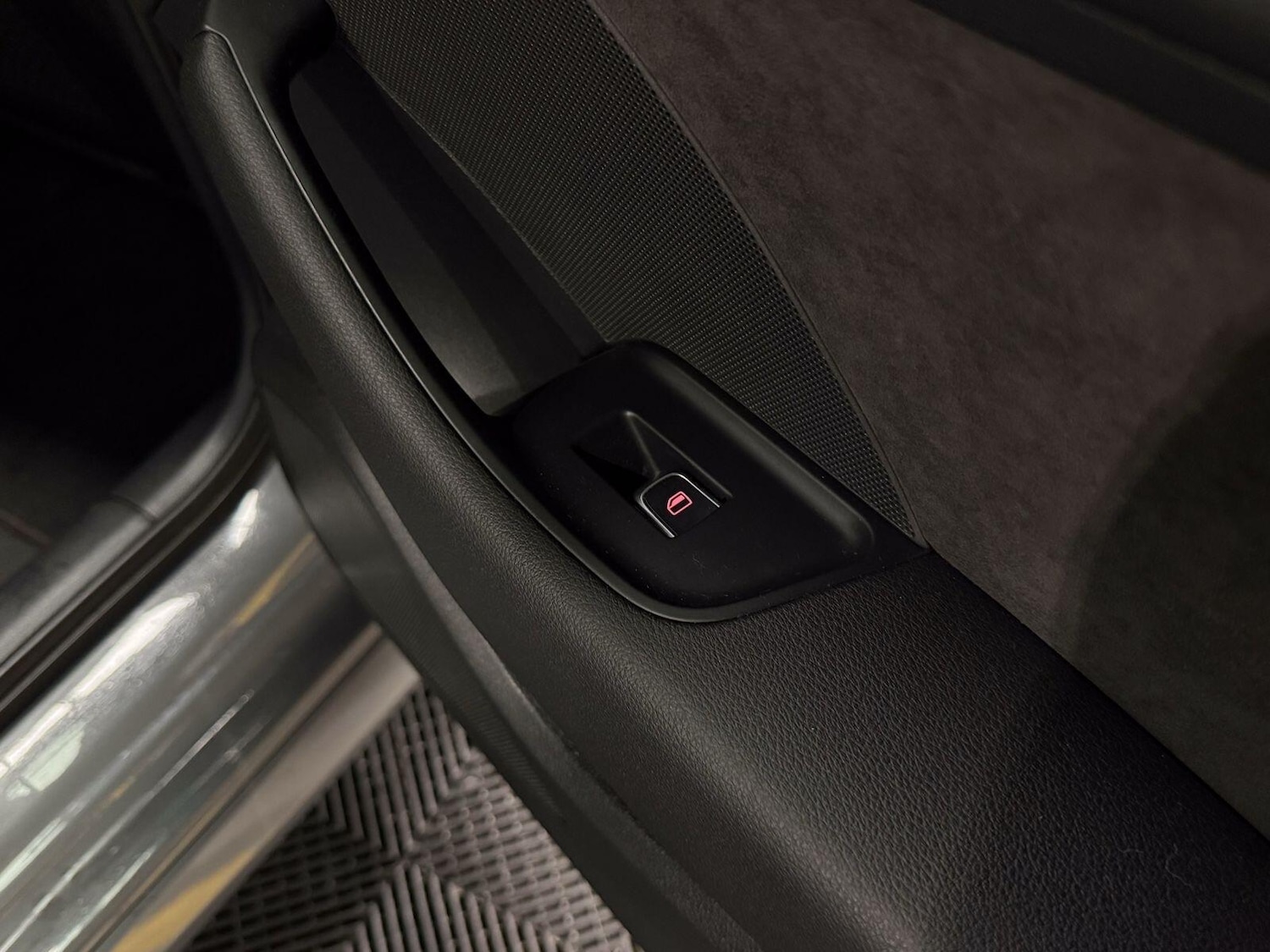 Used Audi RS3 2016 for sale - 77883420: Photo 23