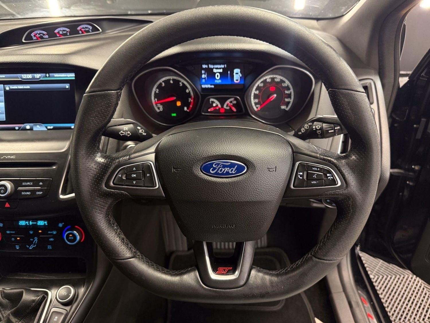 Used Ford Focus 2015 for sale - 78184733: Photo 24