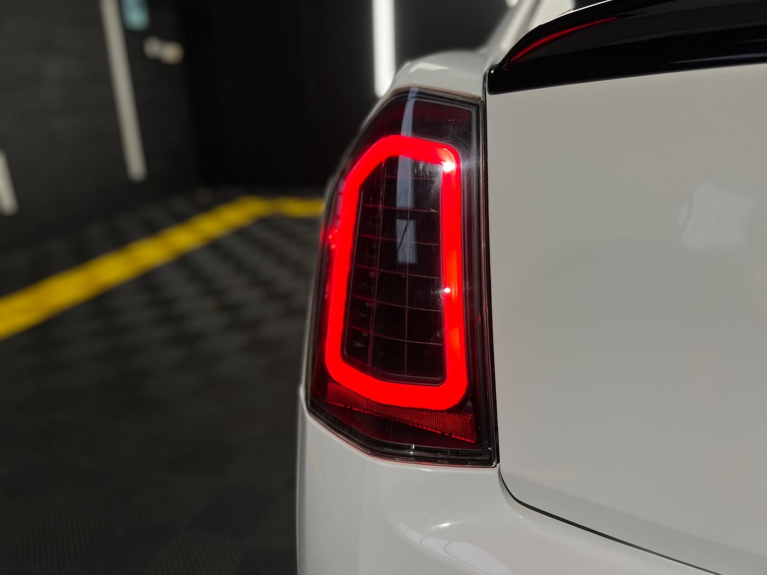 Used Chrysler 300C 2013 for sale - 77175459: Photo 30