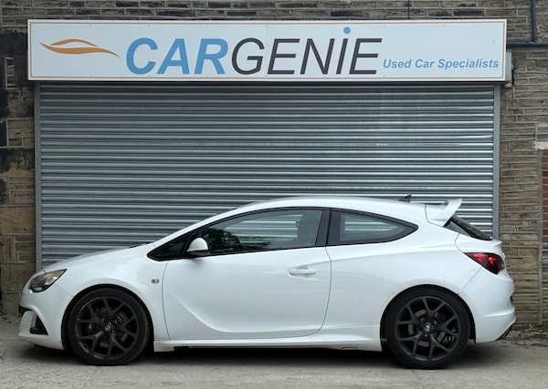 Used Vauxhall Astra GTC 2013 for sale - 76072891: Photo 3