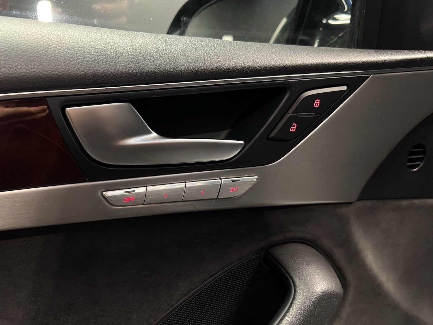 Used Audi A8 2013 for sale - 77440826: Photo 21