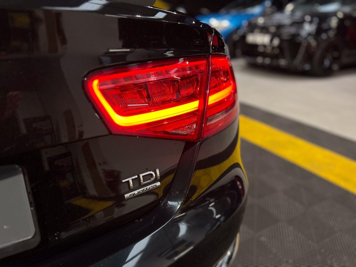 Used Audi A8 2013 for sale - 77440826: Photo 37