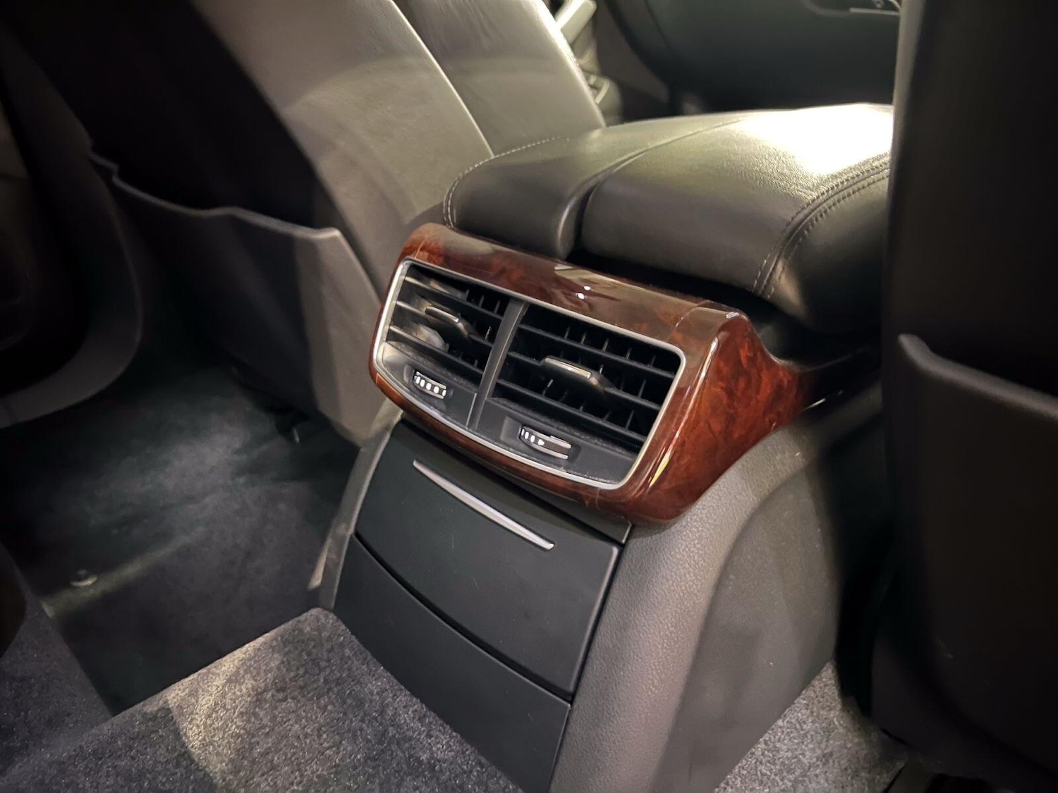 Used Audi A8 2013 for sale - 77440826: Photo 40