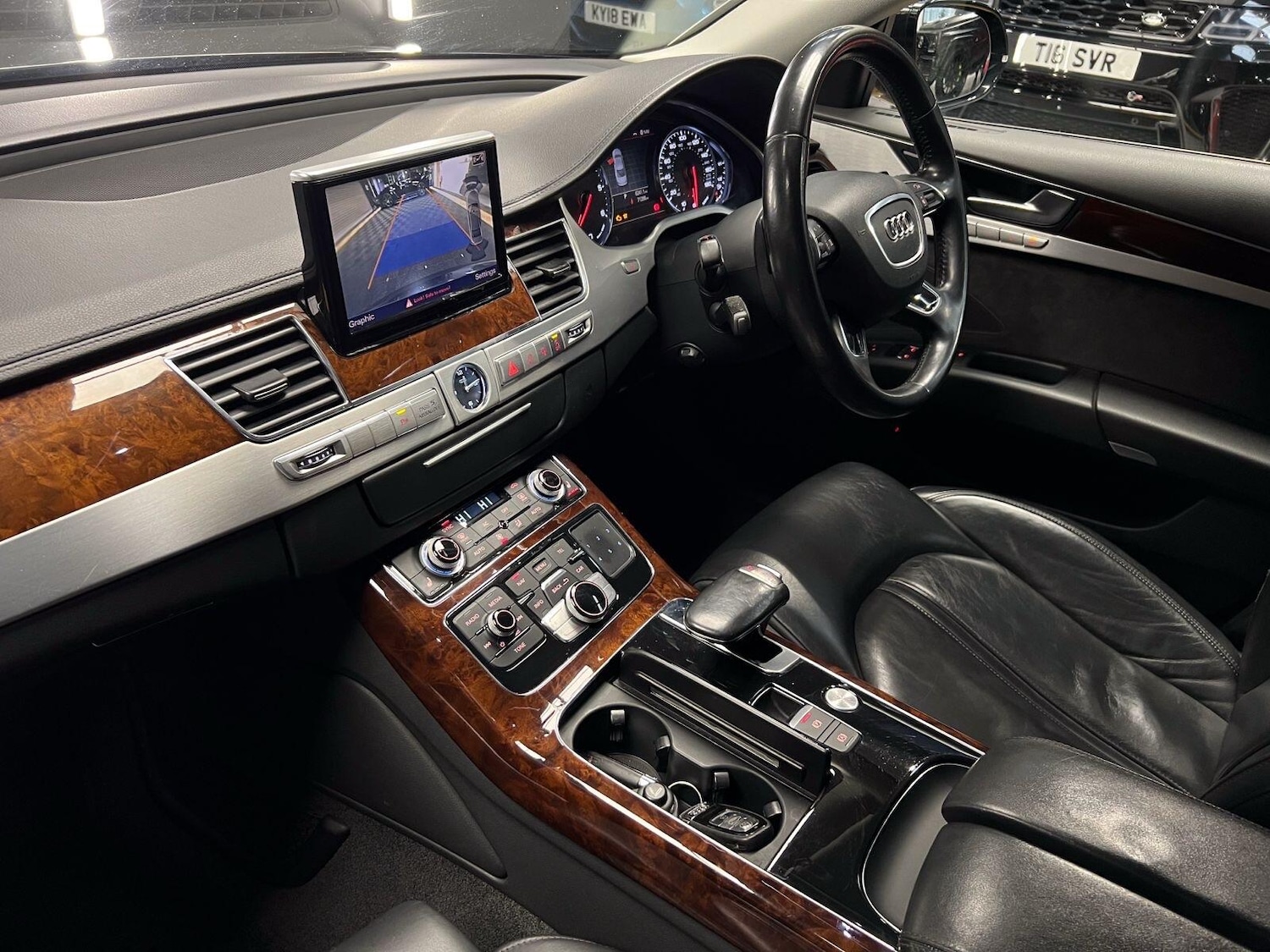 Used Audi A8 2013 for sale - 77440826: Photo 9