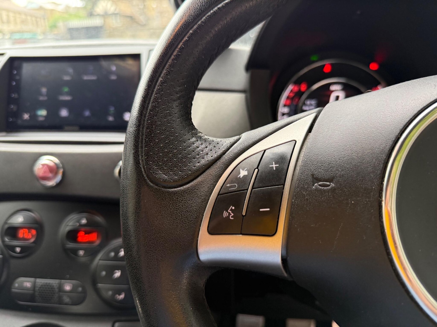 Used Abarth 595 2016 for sale - 76935943: Photo 21