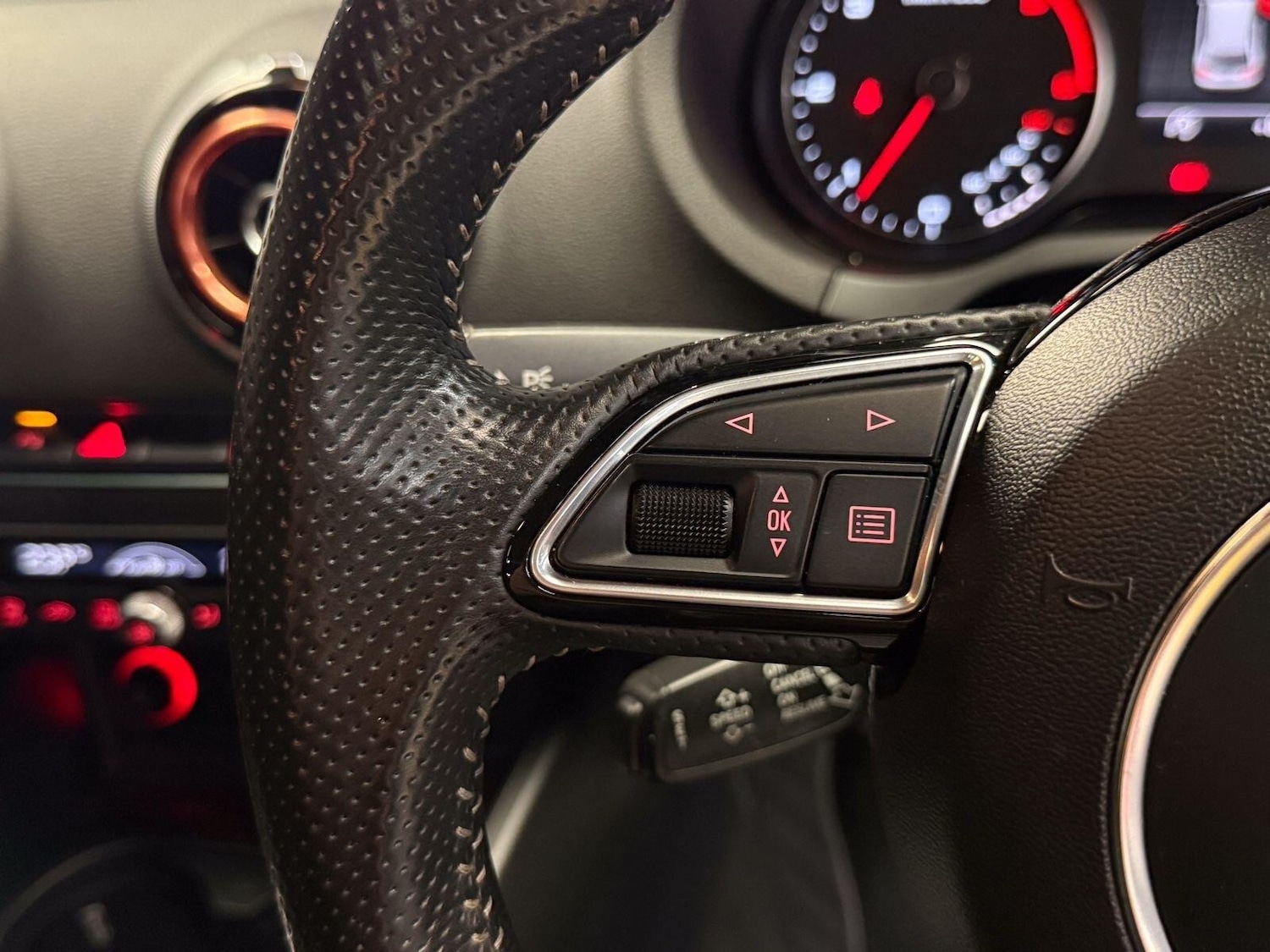 Used Audi A3 2014 for sale - 77970516: Photo 11