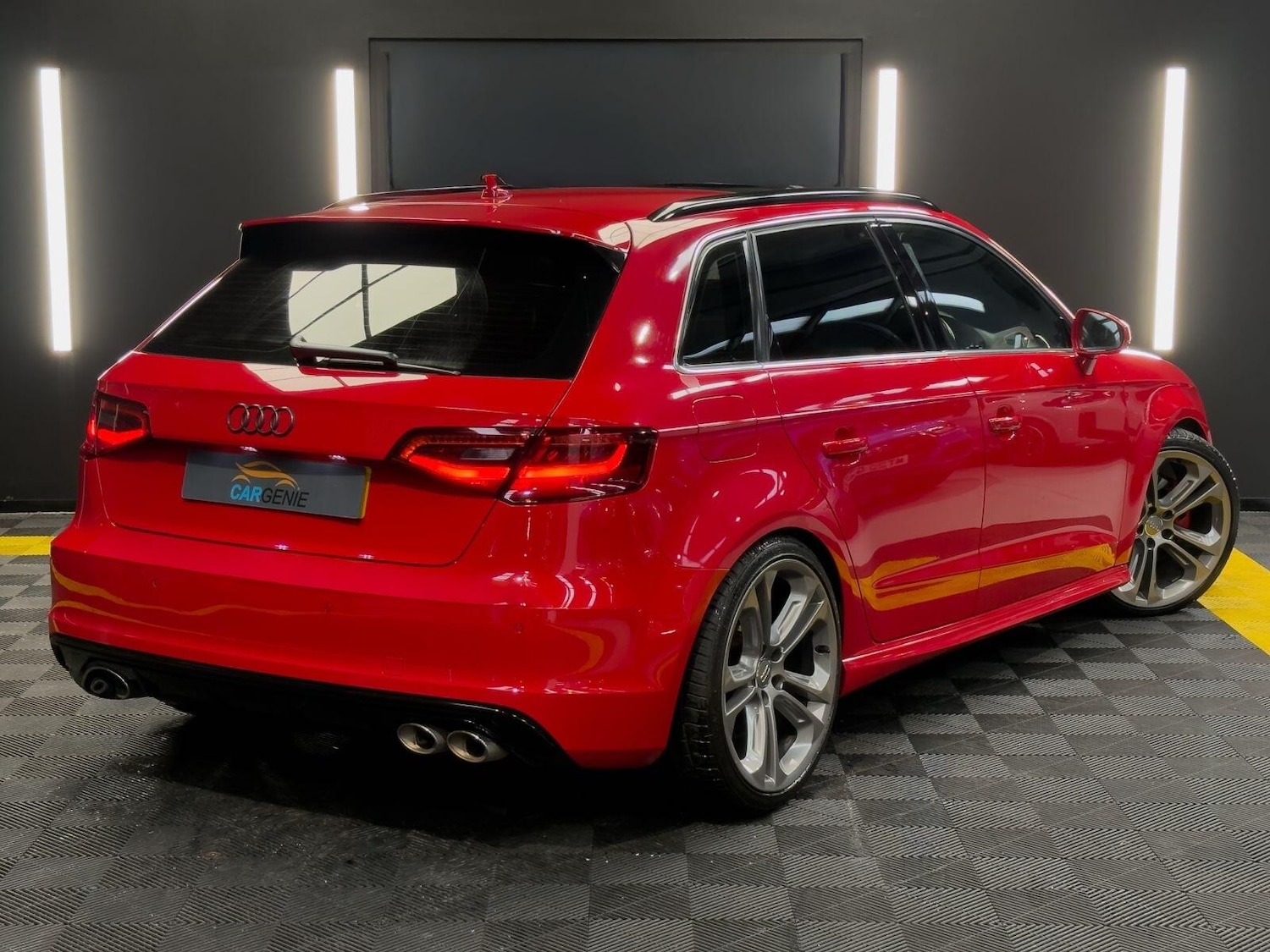 Used Audi A3 2014 for sale - 77970516: Photo 6