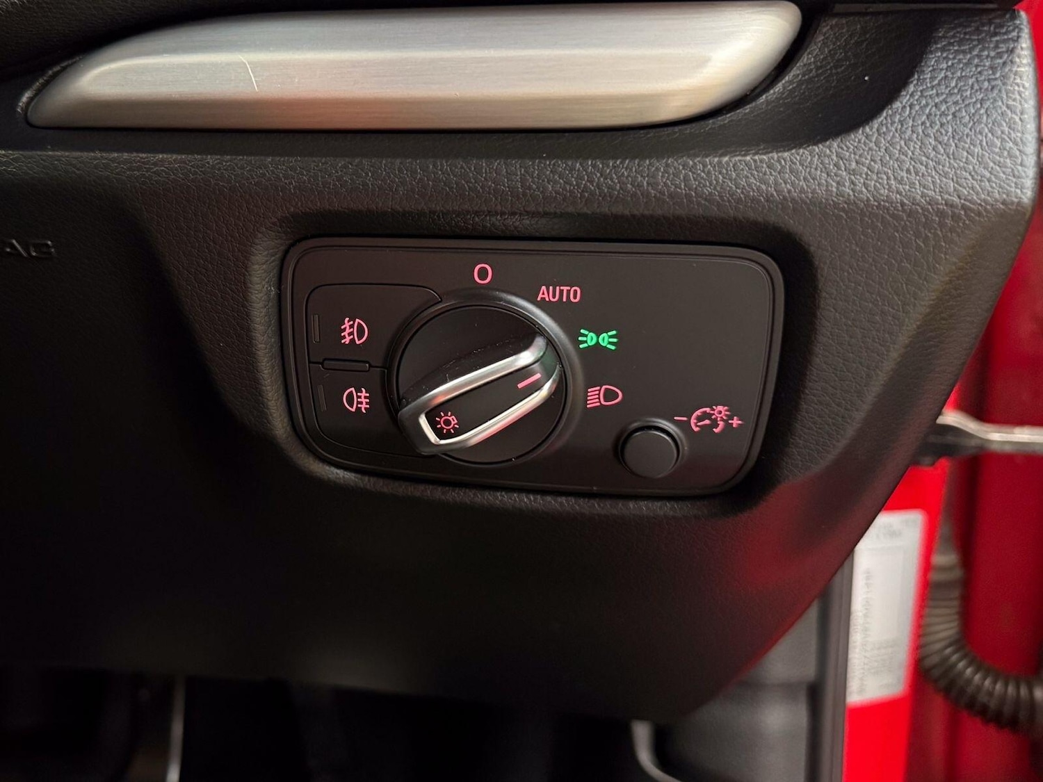 Used Audi A3 2014 for sale - 77970516: Photo 9