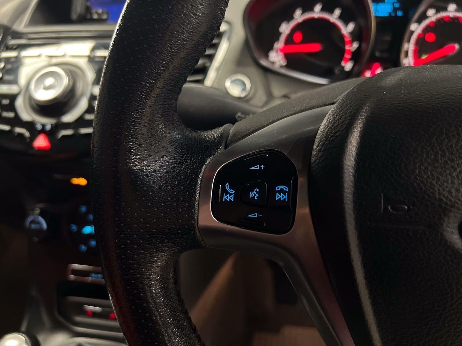 Used Ford Fiesta 2015 for sale - 77412002: Photo 18